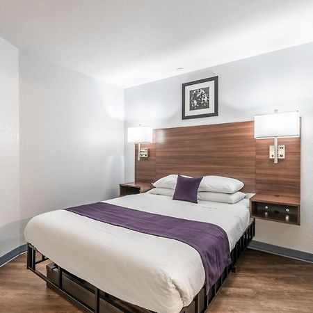 Americas Best Value Inn Searcy Buitenkant foto